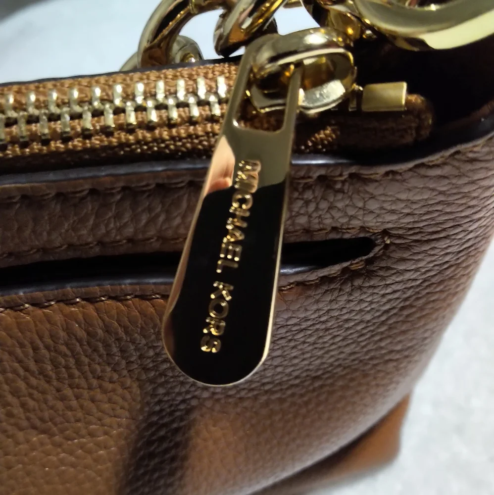 BRAND NEW Authentic Michael Kors Purse